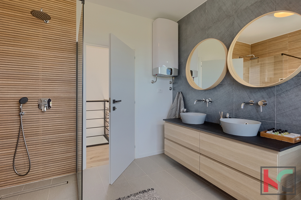 ISTRA, ZONA DI VODNJAN, SPLENDIDA VILLA CON PISCINA #VENDITA