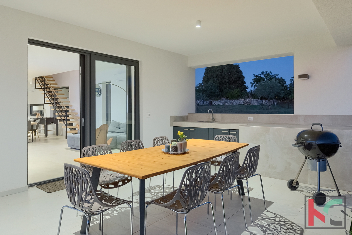 ISTRA, ZONA DI VODNJAN, SPLENDIDA VILLA CON PISCINA #VENDITA