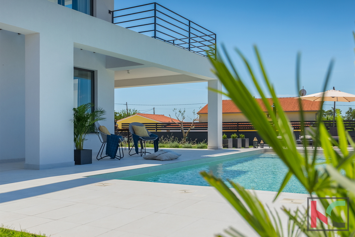 ISTRA, ZONA DI VODNJAN, SPLENDIDA VILLA CON PISCINA #VENDITA