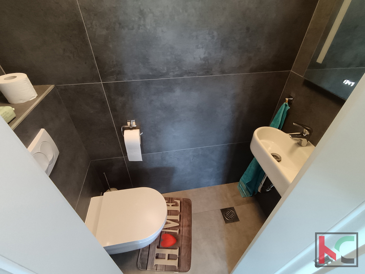 ISTRA, TAR-VABRIGA, APPARTAMENTO CON AMPIO BALCONE VICINO AL MARE, #VENDITA