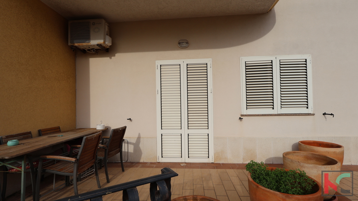 PULA, APPARTAMENTO CON UNA CAMERA IN UN EDIFICIO RECENTE #VENDITA