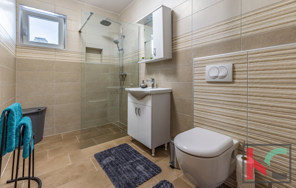 Istria, Marcana, casa nuova con piscina per vacanze o vita familiare, 4 camere da letto, ottima posizione