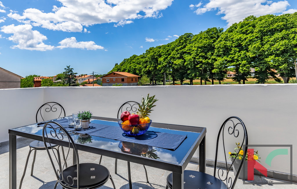 Istria, Marcana, casa nuova con piscina per vacanze o vita familiare, 4 camere da letto, ottima posizione