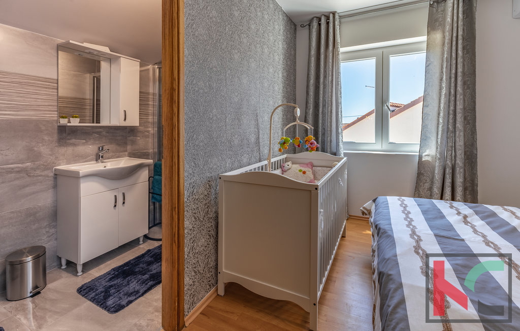 Istria, Marcana, casa nuova con piscina per vacanze o vita familiare, 4 camere da letto, ottima posizione