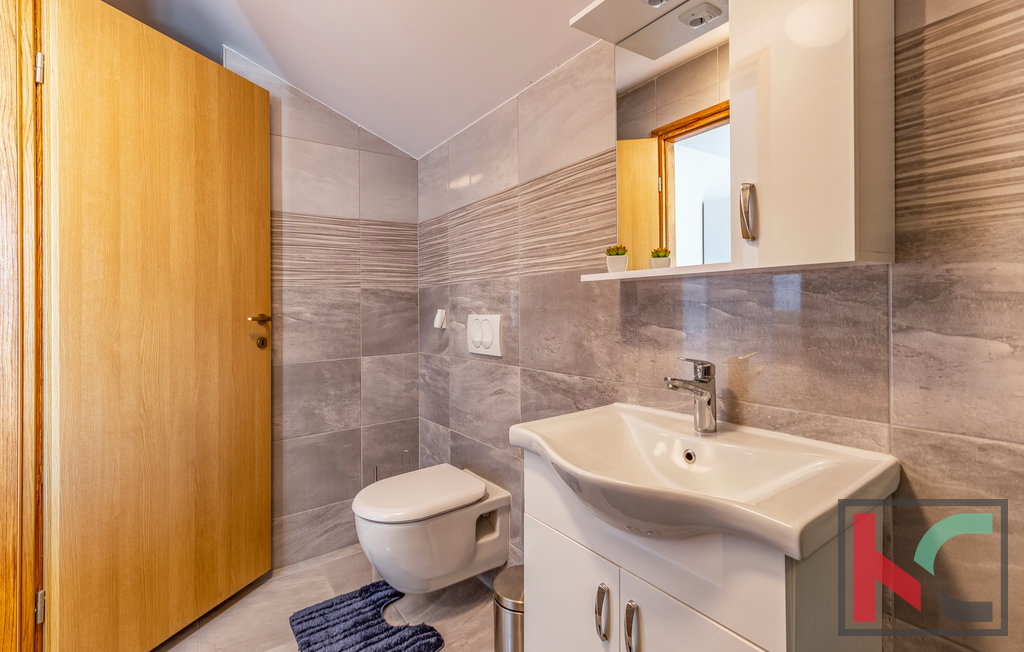 Istria, Marcana, casa nuova con piscina per vacanze o vita familiare, 4 camere da letto, ottima posizione