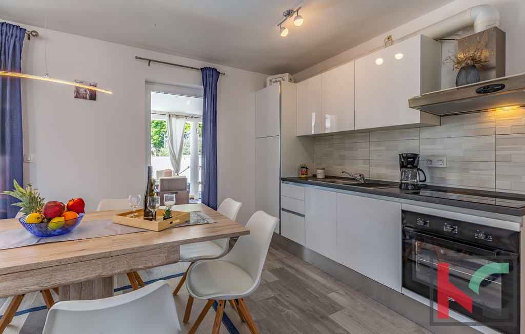 Istria, Marcana, casa nuova con piscina per vacanze o vita familiare, 4 camere da letto, ottima posizione