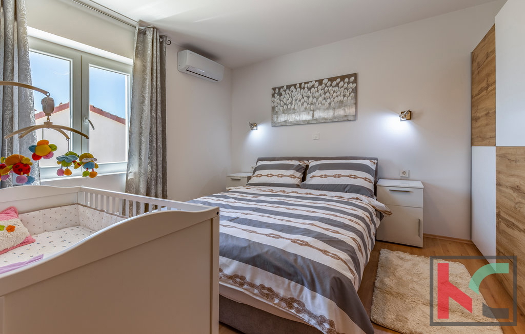 Istria, Marcana, casa nuova con piscina per vacanze o vita familiare, 4 camere da letto, ottima posizione