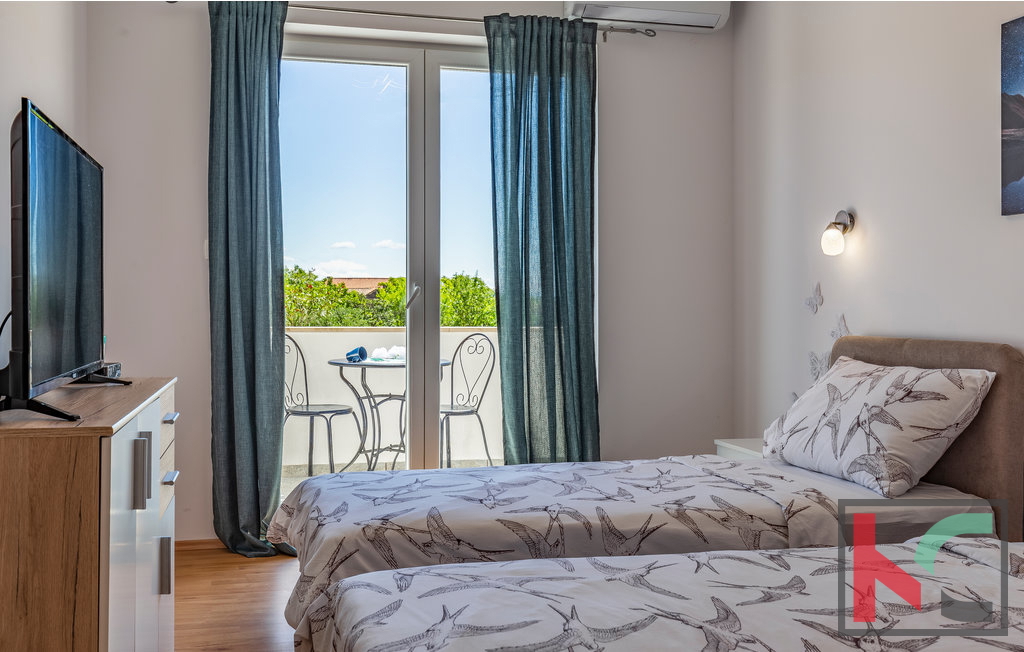 Istria, Marcana, casa nuova con piscina per vacanze o vita familiare, 4 camere da letto, ottima posizione