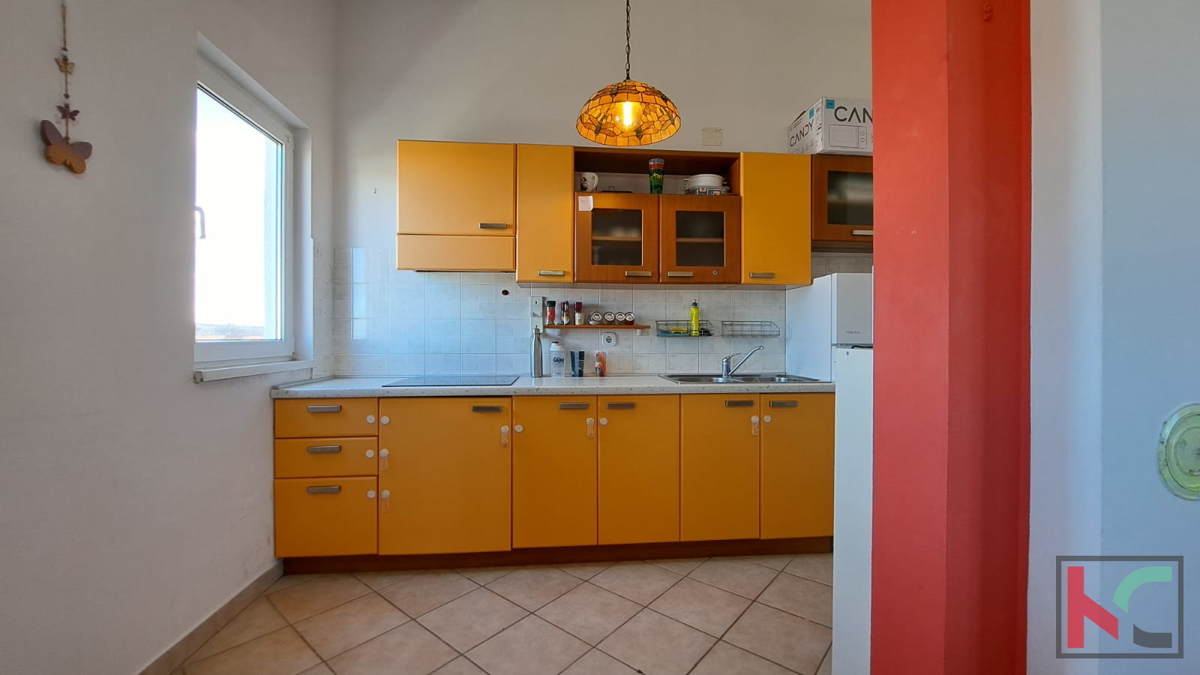 POREČ, APPARTAMENTO CON VISTA MARE #VENDITA