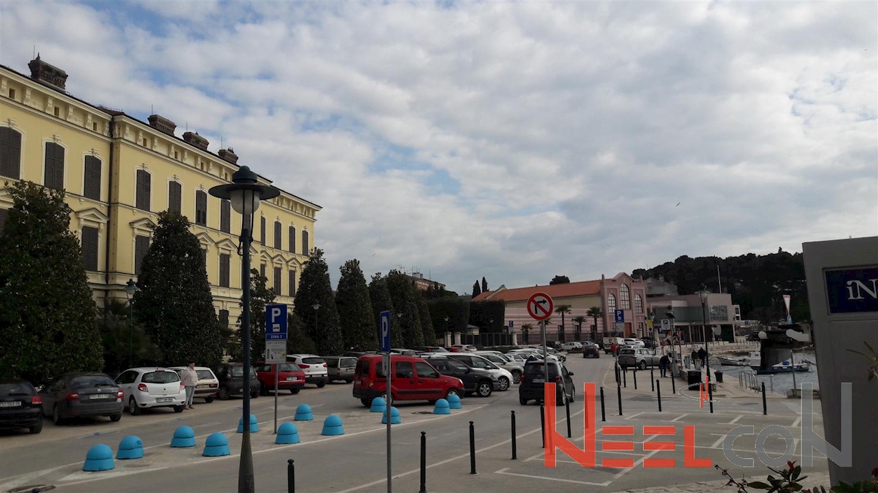 Rovigno, centro di ristorazione 150m2 centro