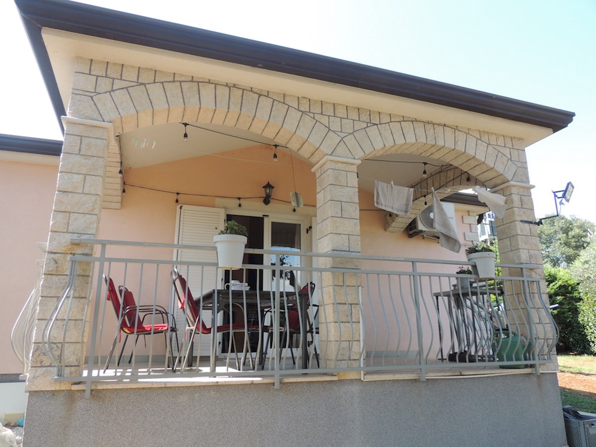 Una casa di vacanze 15 autominuti dal mare e da Orsera.