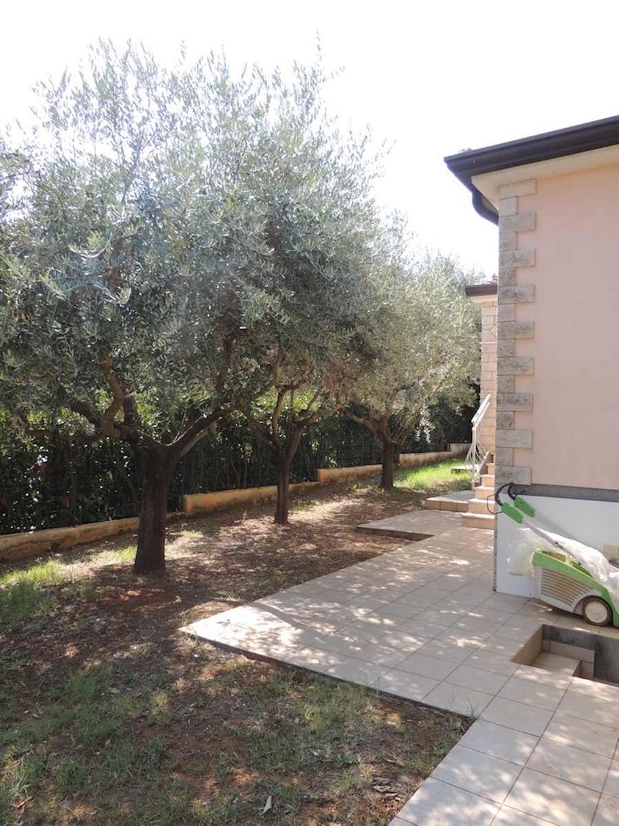 Una casa di vacanze 15 autominuti dal mare e da Orsera.