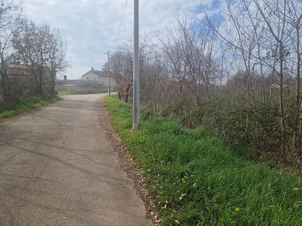 Terreno edificabile a Nova Vas