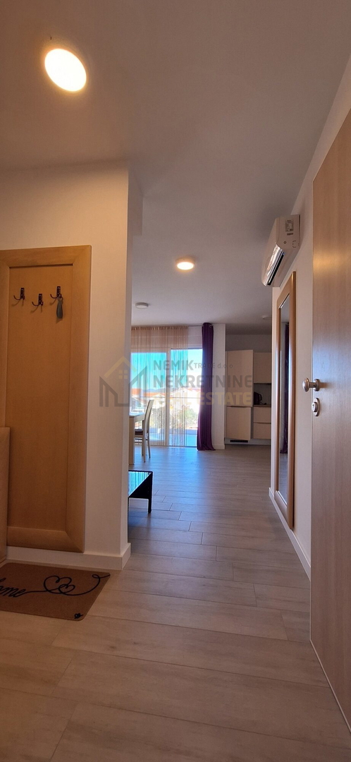 VODICE, SRIMA, APPARTAMENTO 100 M DALLA MARE E DALLA SPIAGGIA