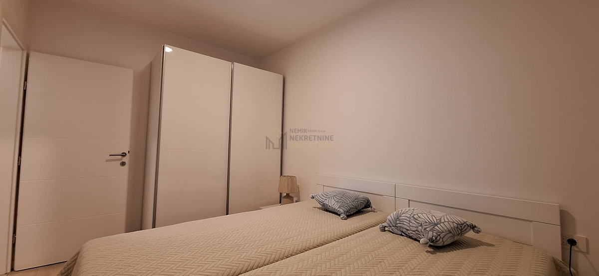 VODICE, SRIMA, APPARTAMENTO 100 M DALLA MARE E DALLA SPIAGGIA