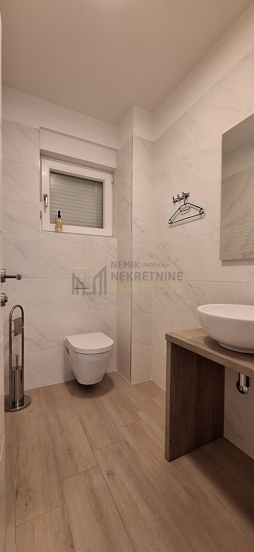 VODICE, SRIMA, APPARTAMENTO 100 M DALLA MARE E DALLA SPIAGGIA