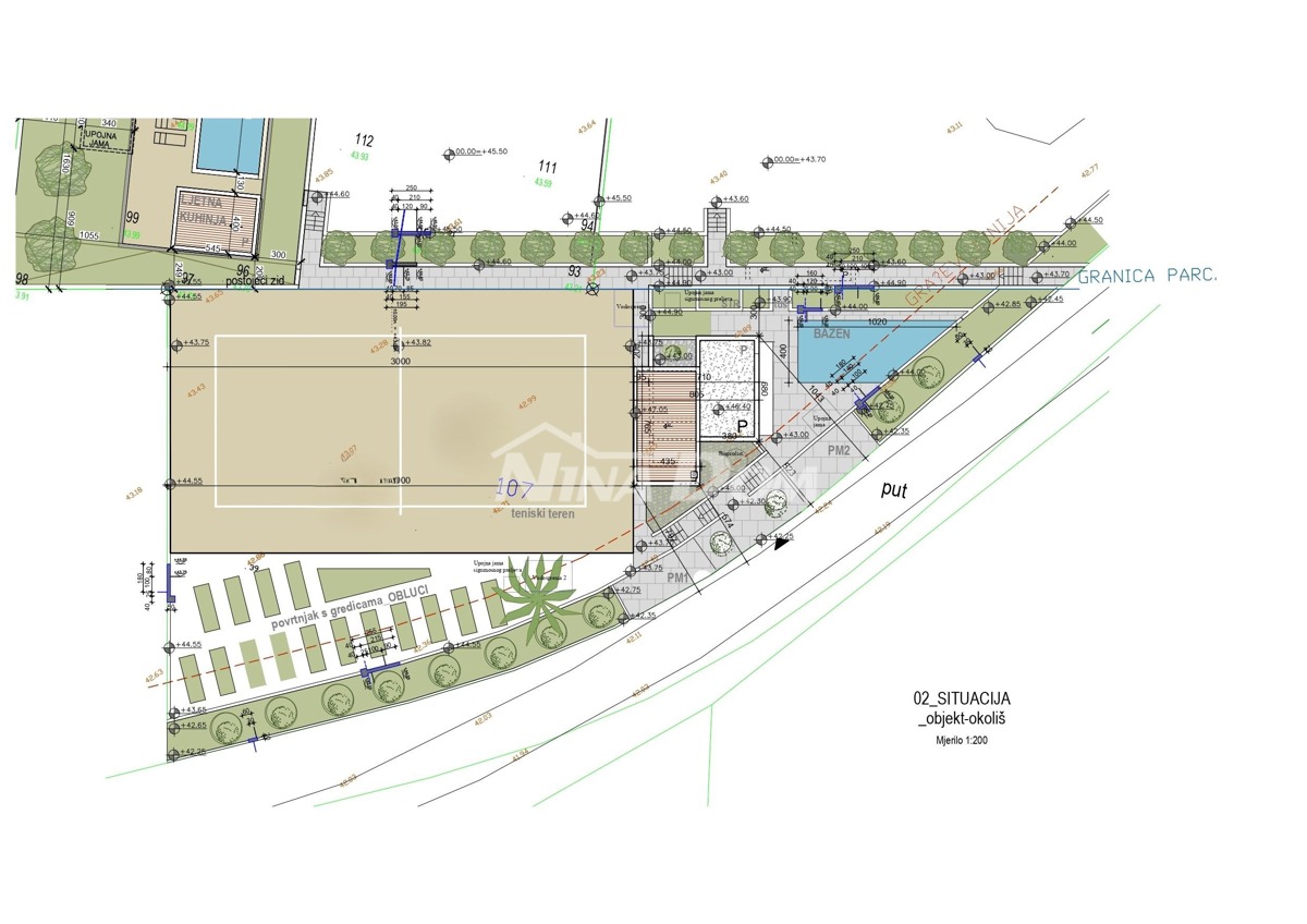 Residenza di Lusso con Piscine, Campo da Tennis e Annesso