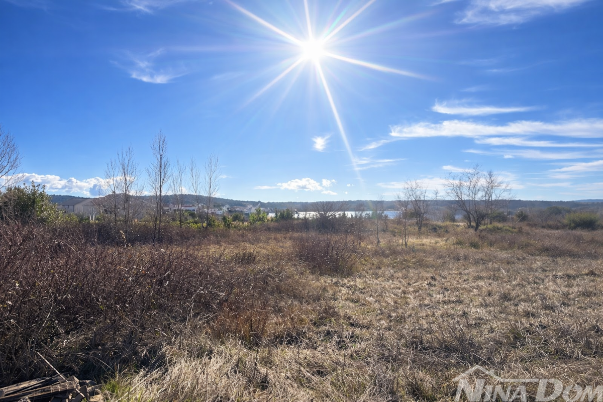 Terreno edificabile 1624 m², a 100 m dal mare – Ljubač, Zara, Dalmazia