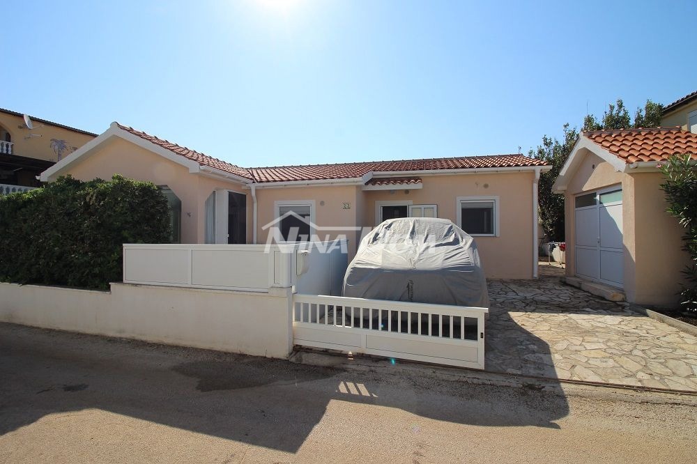 A 40 metri dal mare, casa indipendente su un solo piano.