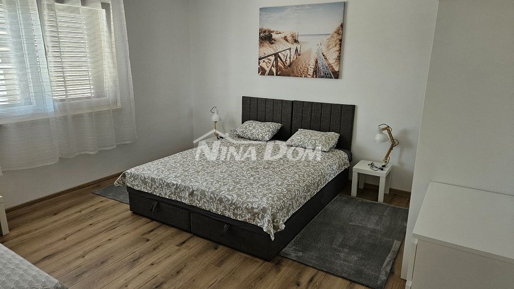 Immobile completamente ristrutturato in ottima posizione.