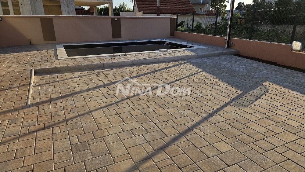 Immobile completamente ristrutturato in ottima posizione.