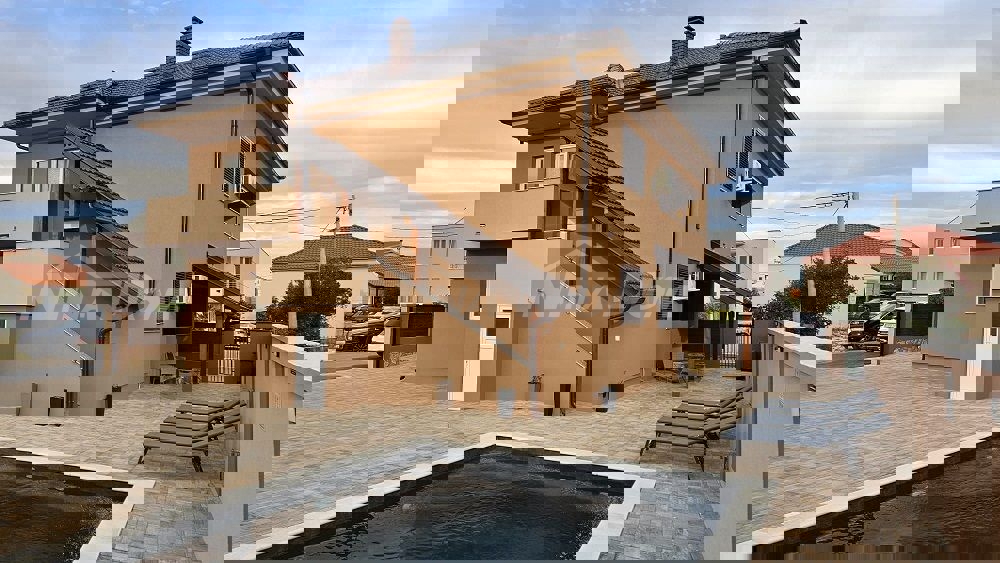 Immobile completamente ristrutturato in ottima posizione.