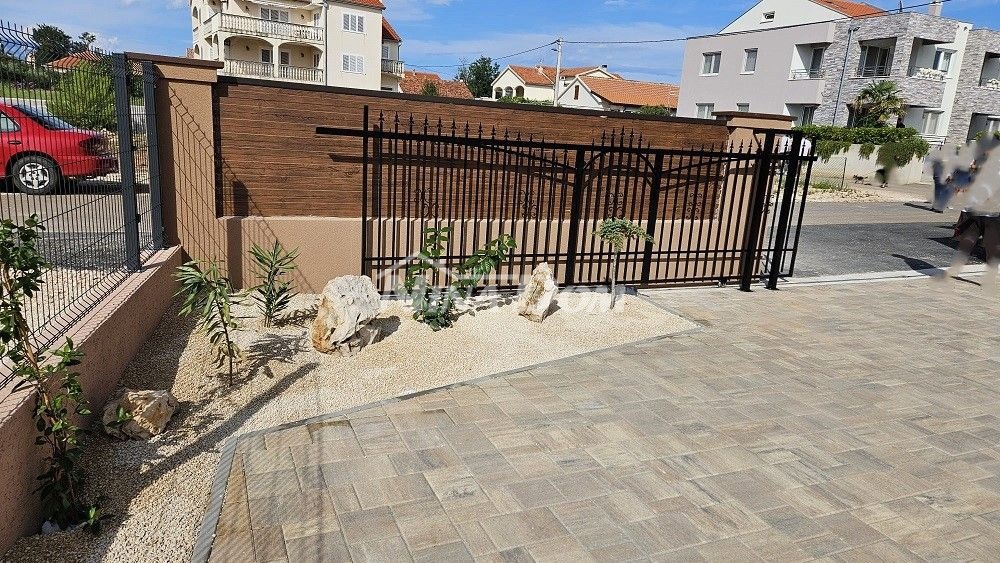 Immobile completamente ristrutturato in ottima posizione.