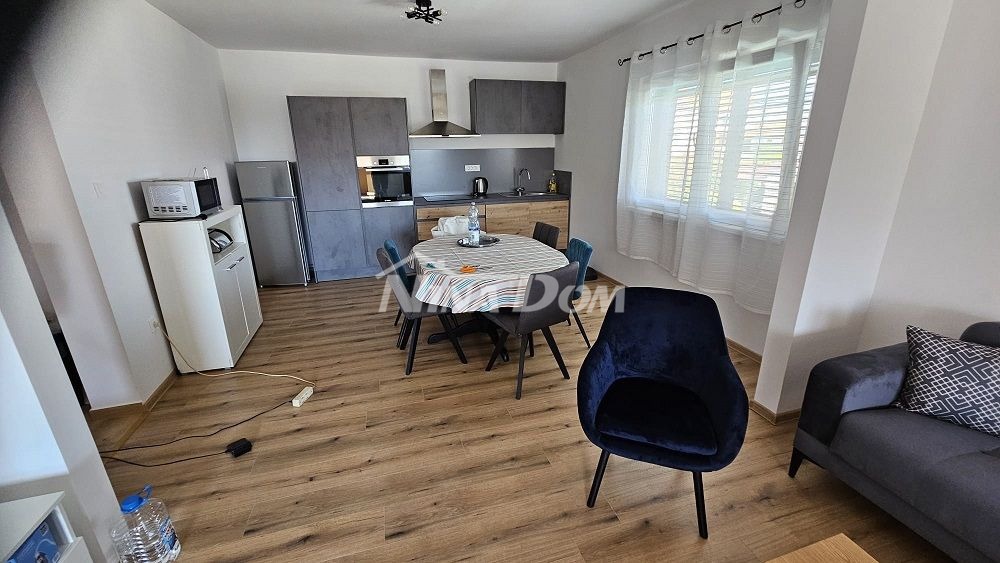 Immobile completamente ristrutturato in ottima posizione.