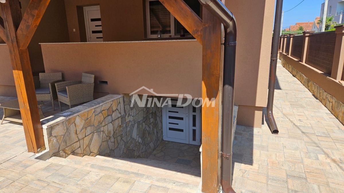 Immobile completamente ristrutturato in ottima posizione.