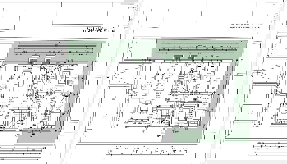 Lato sud, a 50 metri dal mare e dalla spiaggia.