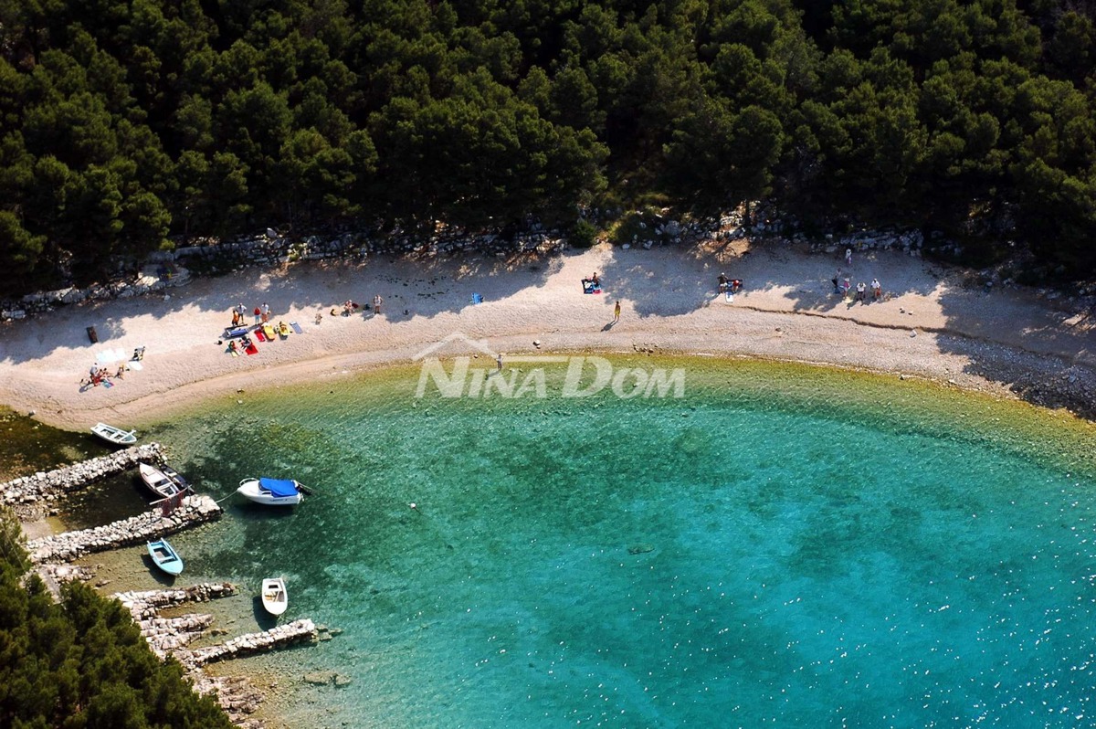 Terreno edificabile 1.915 m² – Drage (Comune catastale di Pakoštane), Zara