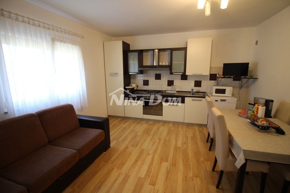 Proprietà indipendente con ampio giardino.