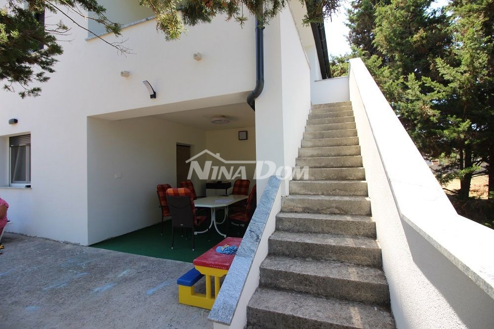 Proprietà indipendente con ampio giardino.