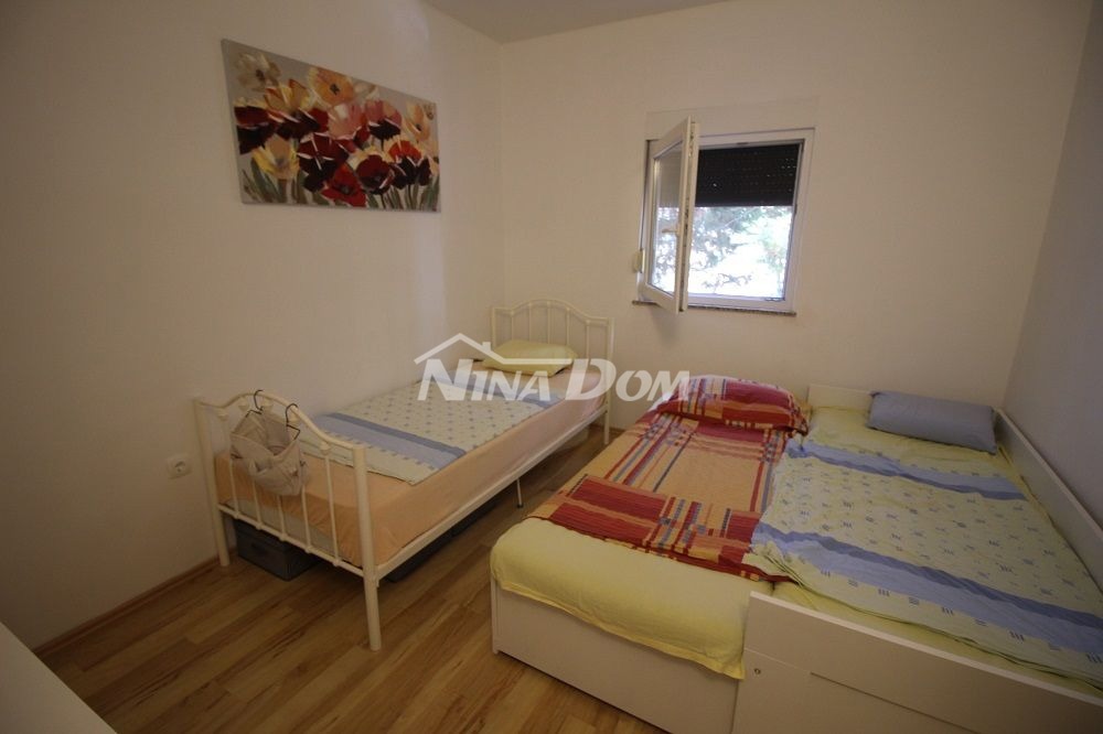 Proprietà indipendente con ampio giardino.