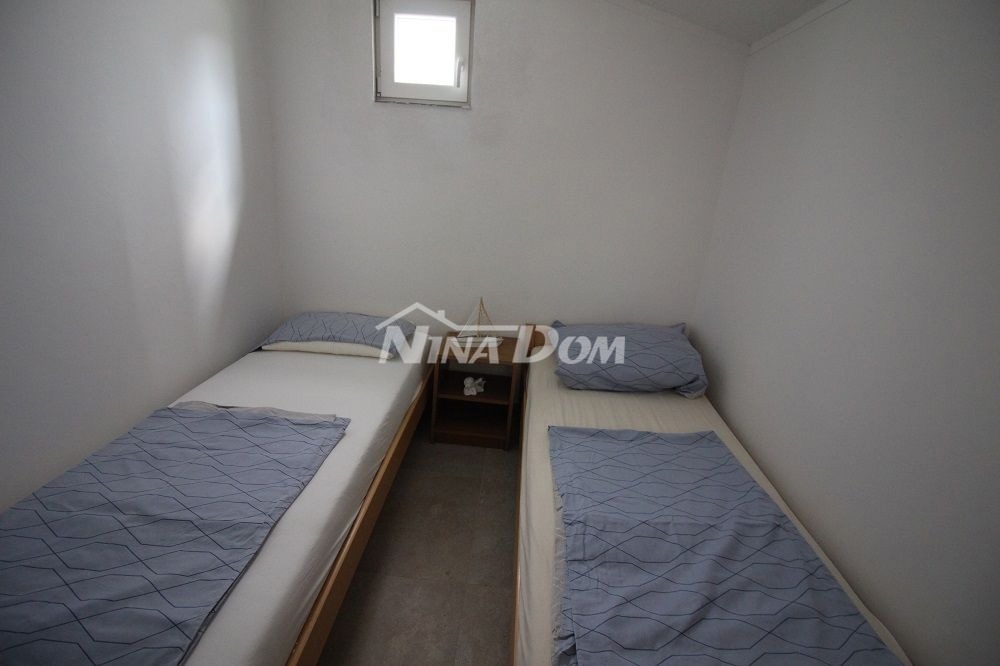 Appartamento a schiera con due camere da letto, vicino al centro