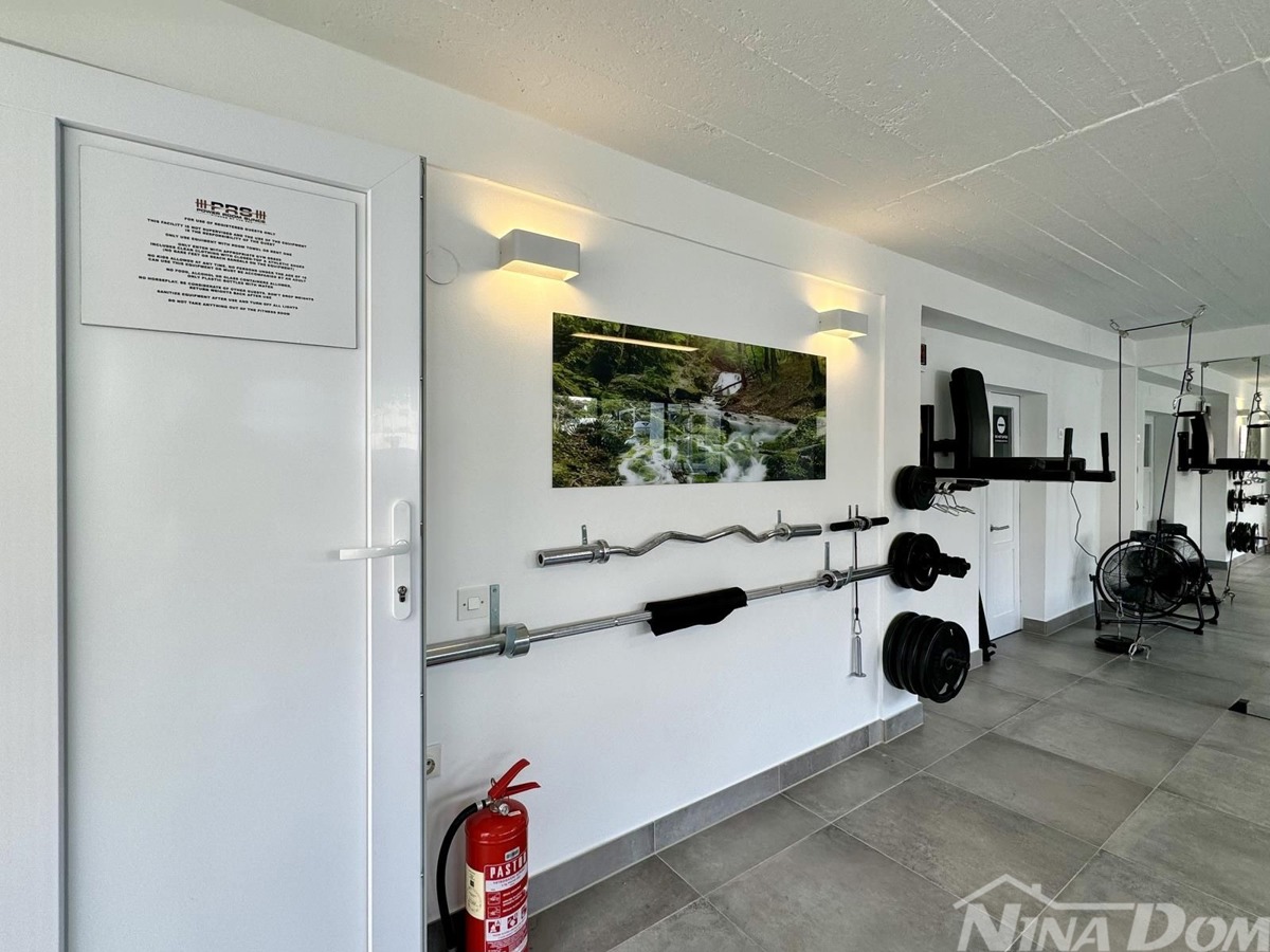 Dalmazia – Zara – Aparthotel in prima fila sul mare con parcheggio e bar