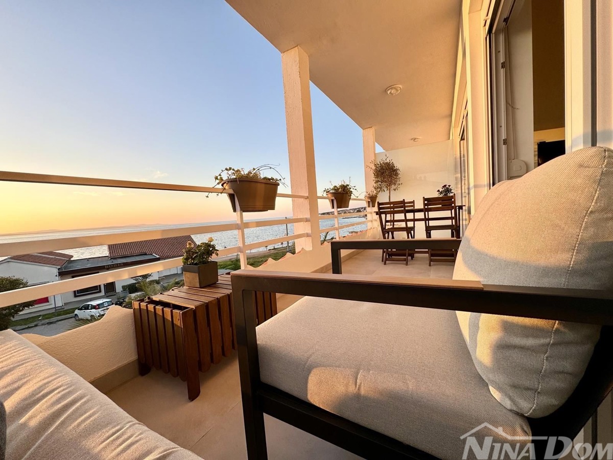 Dalmazia – Zara – Aparthotel in prima fila sul mare con parcheggio e bar