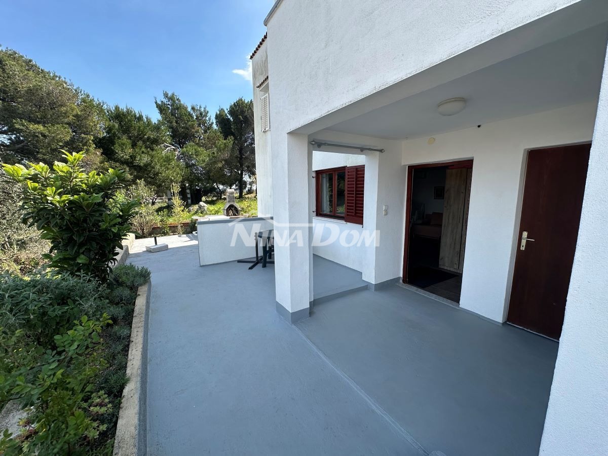 Casa con appartamenti a Drage, 4 unità + possibilità di ampliamento