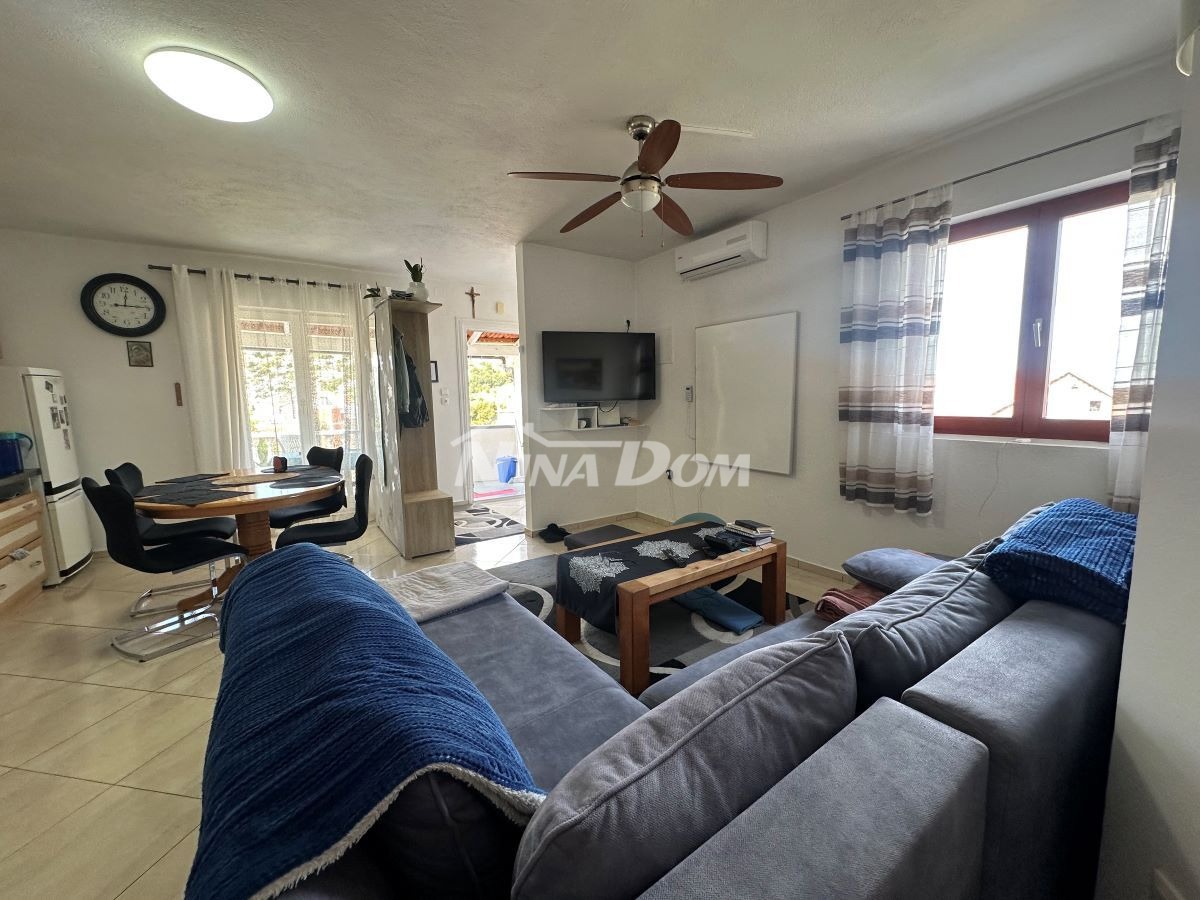 Casa con appartamenti a Drage, 4 unità + possibilità di ampliamento