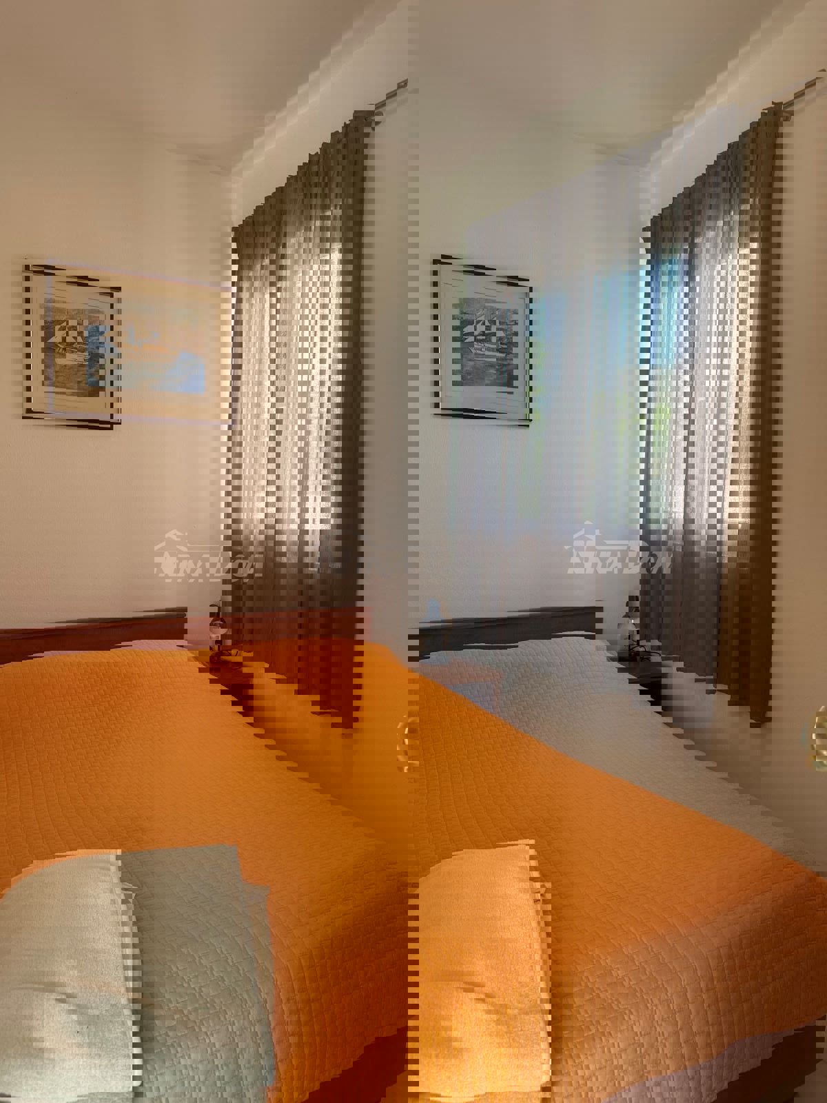 Casa con appartamenti a Drage, 4 unità + possibilità di ampliamento