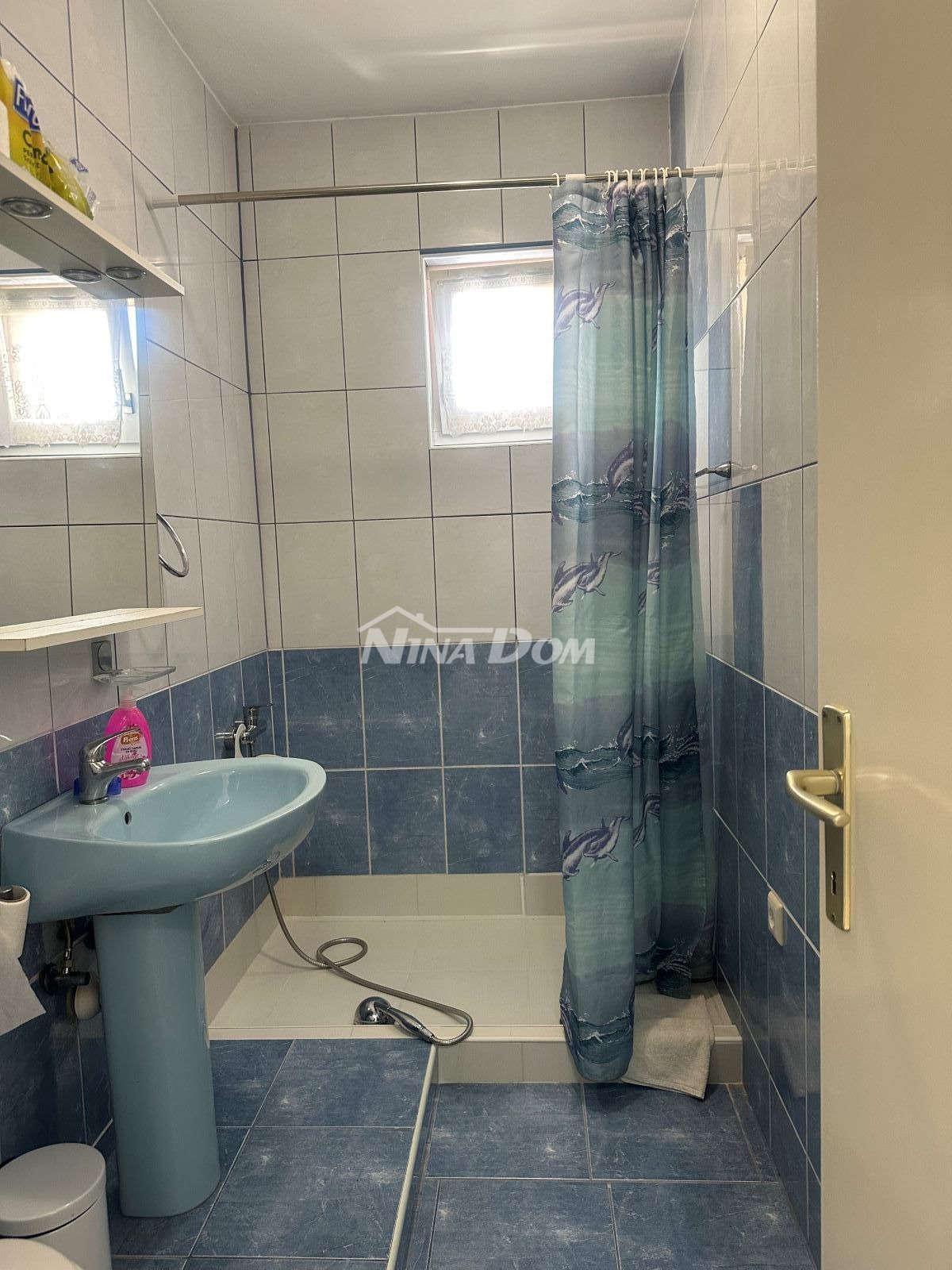 Casa con appartamenti a Drage, 4 unità + possibilità di ampliamento