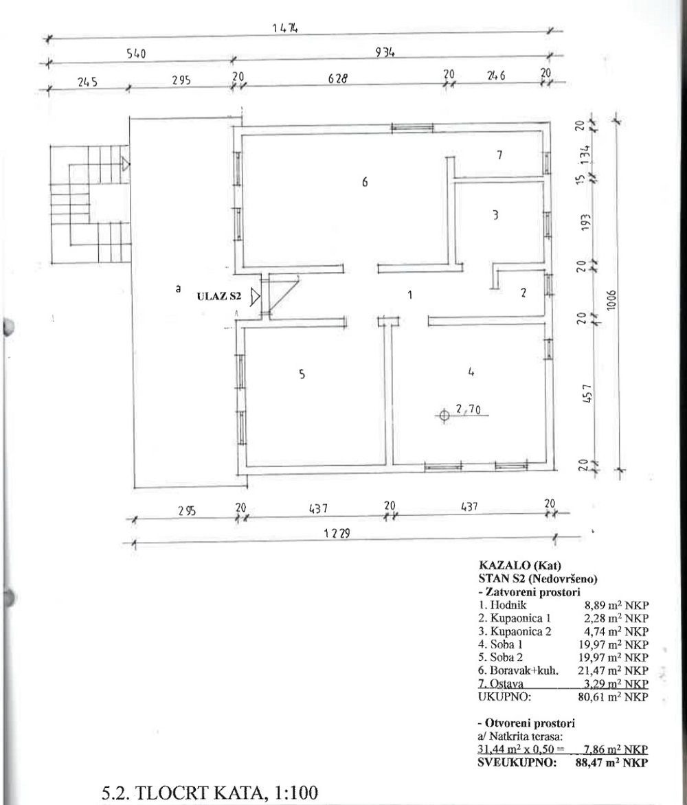 Proprietà di famiglia con un bellissimo giardino