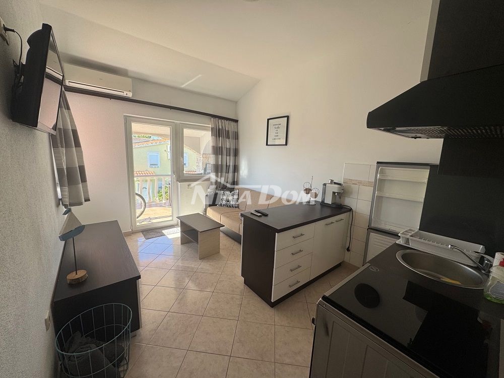 ewe imw 60 m. fori mora, južna mi amwarar Vira .