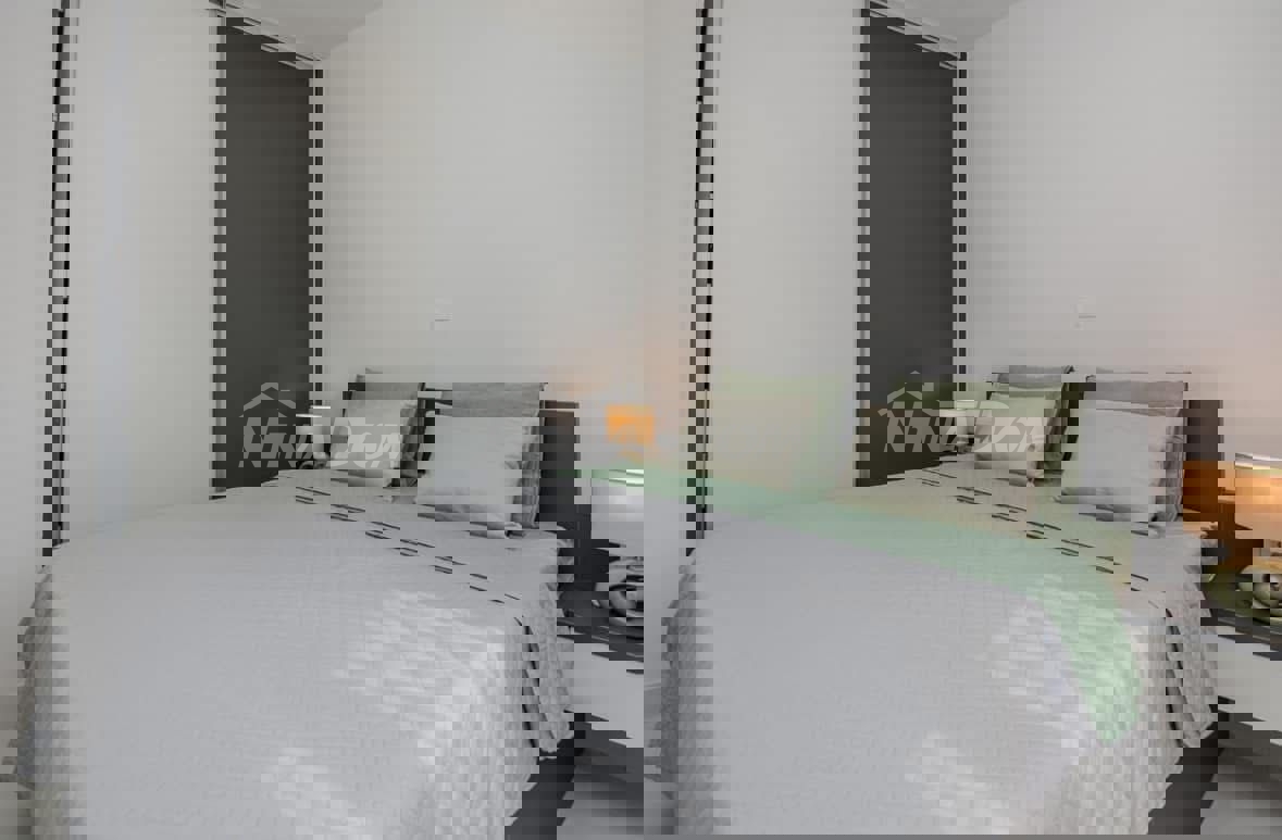 Palazzina con tre unità abitative, completamente attrezzata.