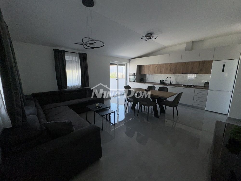 proprietà splendidamente decorata con vista sul mare aperto