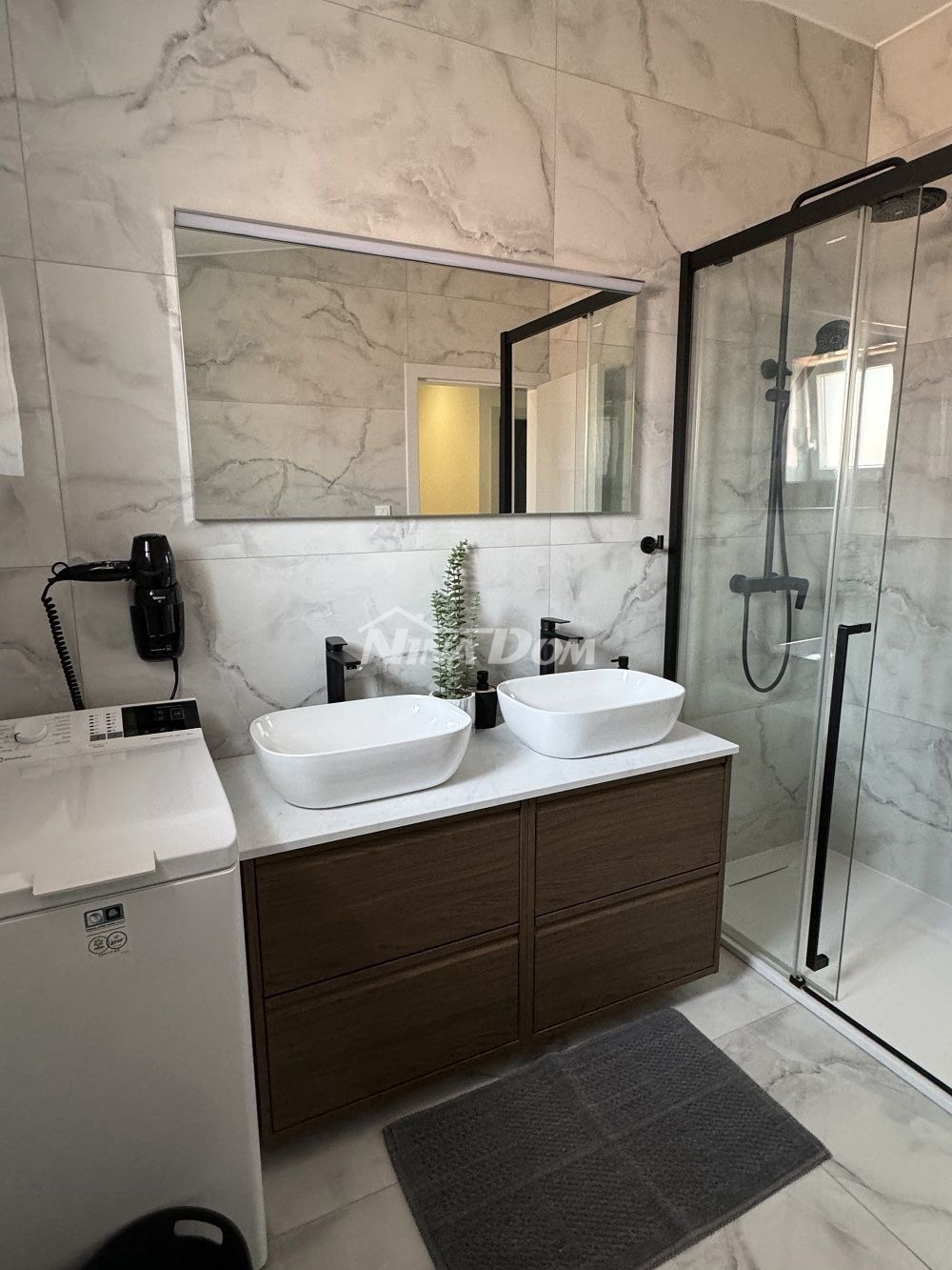 proprietà splendidamente decorata con vista sul mare aperto