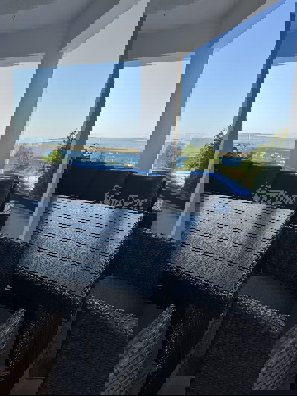 proprietà splendidamente decorata con vista sul mare aperto