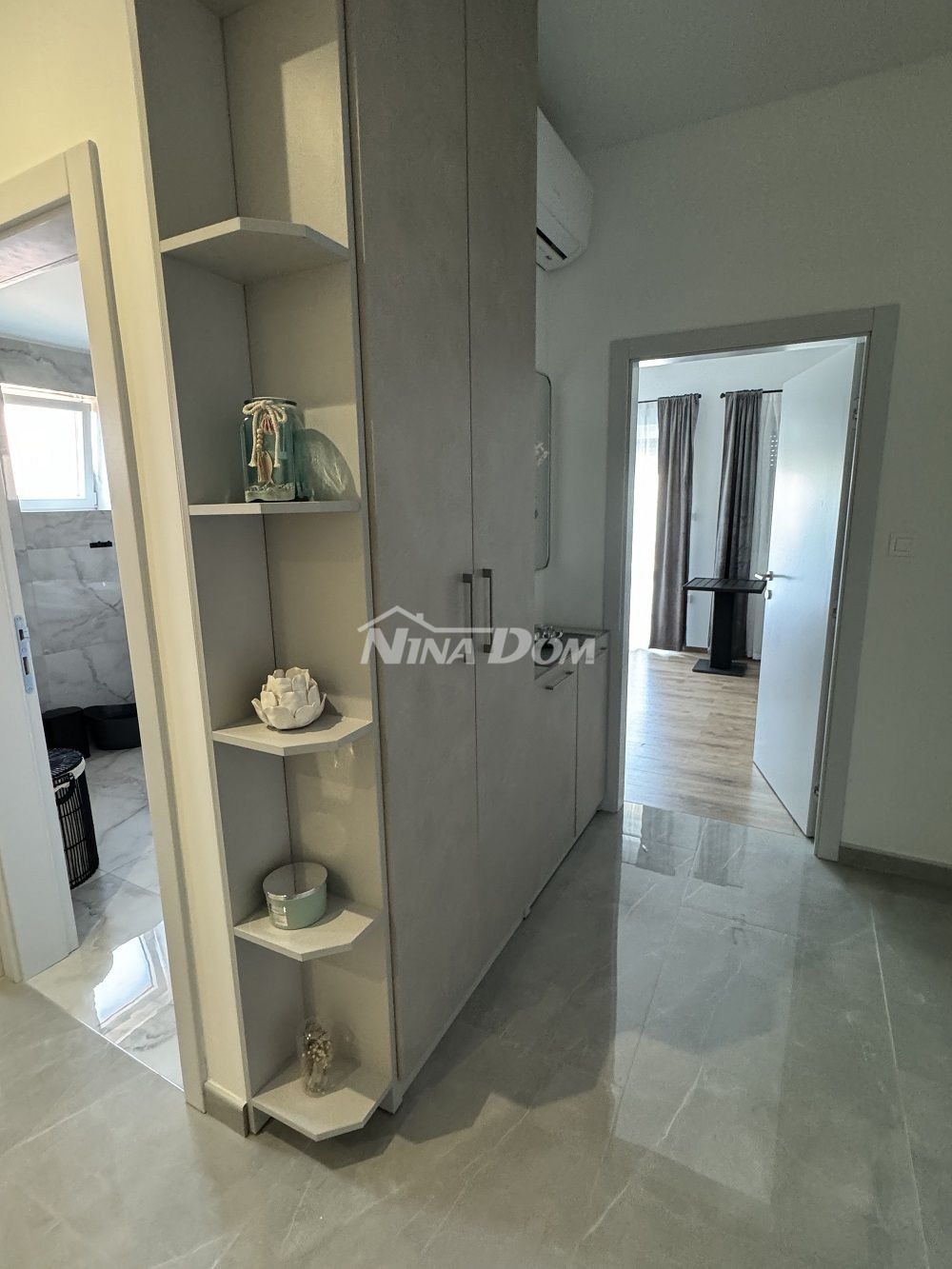 proprietà splendidamente decorata con vista sul mare aperto