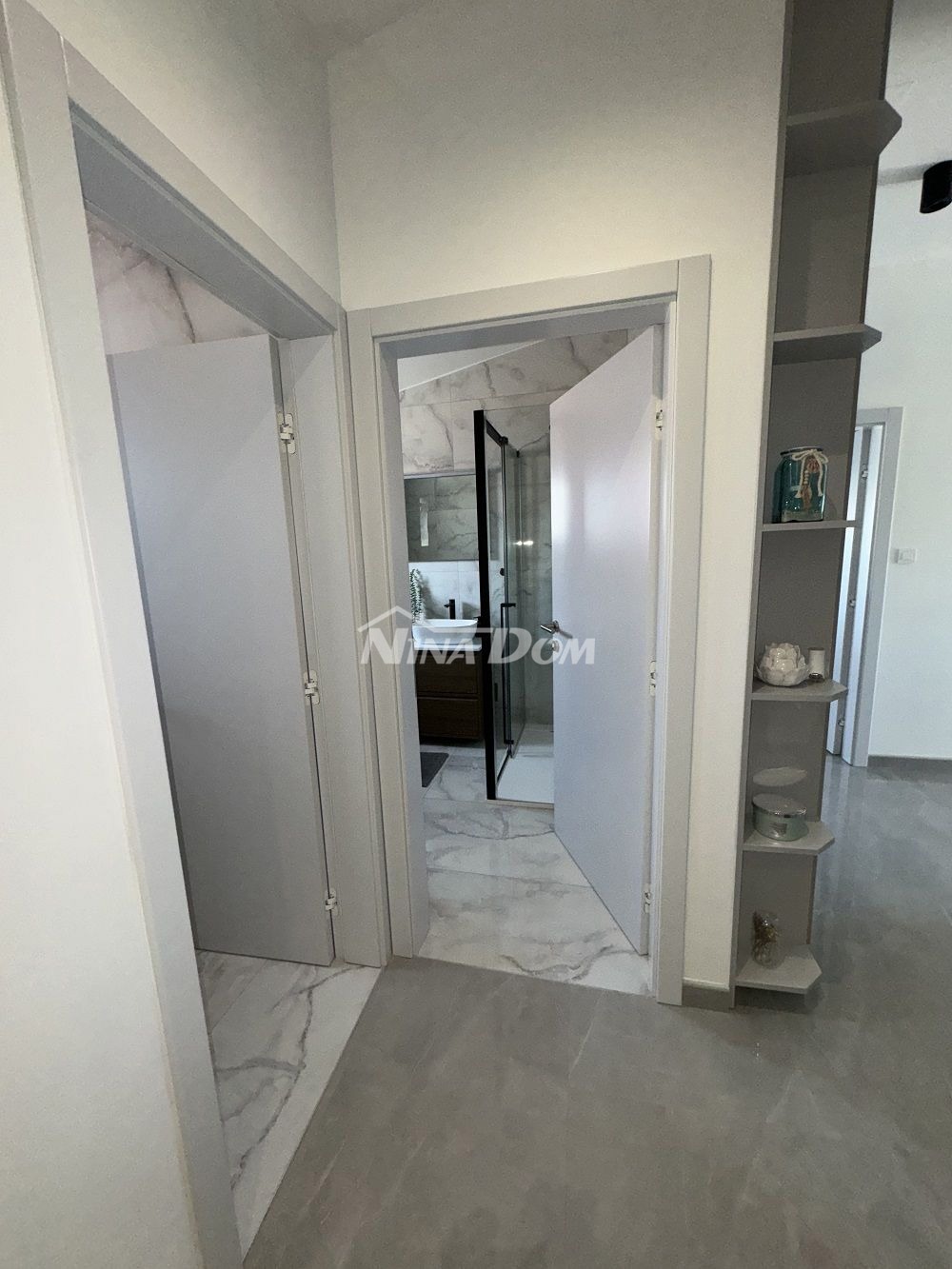 proprietà splendidamente decorata con vista sul mare aperto