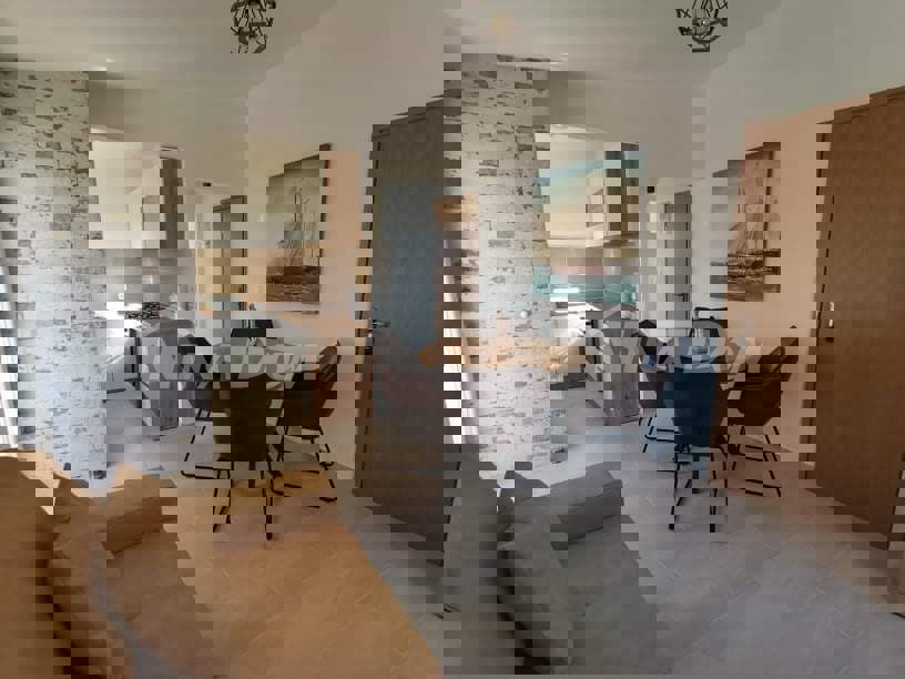 Proprietà familiare adatta sia per residenza occasionale che permanente